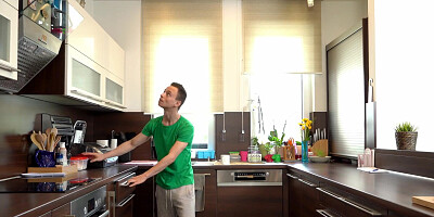 Simon Kitty taunts Stepbro, Maybe, If You Eat This Pussy You Will Grow Taller - S32:E3