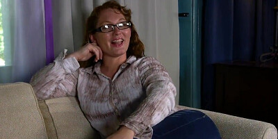 Nerdy BBW Mylie Moore is fucking herself with a huge toy