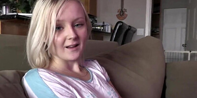 STEP DAUGHTER NATALIA QUEEN IS TOO CUTE AND TOO CURIOUS