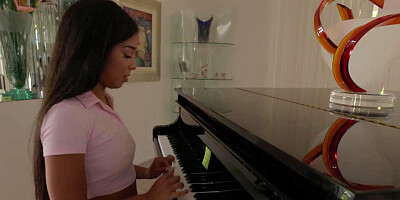 BadFamilyPOV - Stepdaughter Malina Melendez wants to play stepdad dick