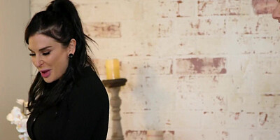 ALL GIRL MASSAGE - Stepmom Joanna Angel Gets Her Pussy Fucked By Her Stepdaughter Masseuse Gia Derza