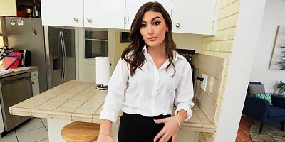 Mae Milano is a real estate agent who's banging her clients