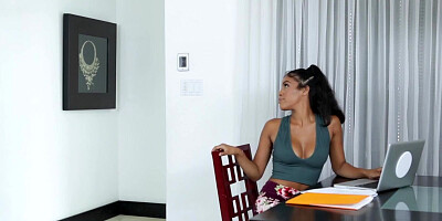 Ebony Stepsis With Big Tits Maya Farrell Satisfies Her Stepbrother On The Couch - Freeuse Fantasy