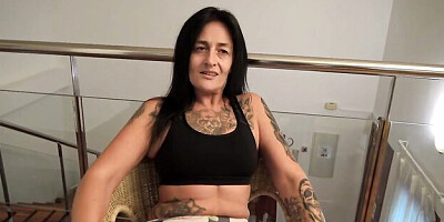 Adorable bimbo's pepe dirt