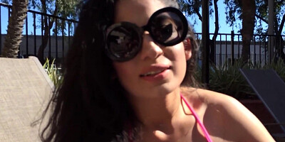 Sensational MILF knows how to deepthroat a cock