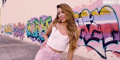 Venezuelan Babe Nicols Wild Outside Fuck With Big Dick - MAMACITAZ