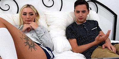 Accidentally Creampie My Stepsis While We Watch Porn Together - Chloe Temple