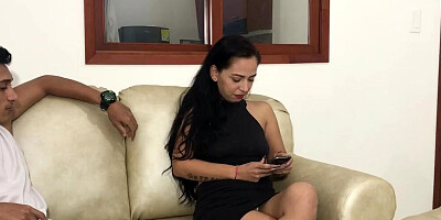 I fuck my stepmom on the couch