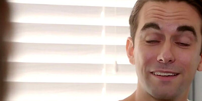 Logan Pierce is fucking a gorgeous brunette MILF Silvia Saige