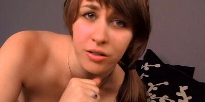 Leia Pleasures Her Bro