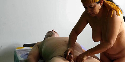 COMPLETE 4K MOVIE A PROFESSIONAL PENIS MASSAGE WITH ADAMANDEVE AND LUPO