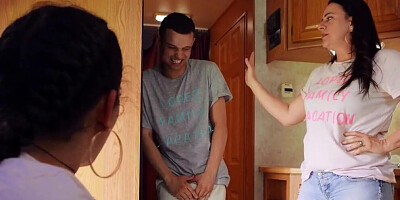 Family rv trip spiced up by nasty stepsister!