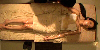 Lovely Japanese girl gets her cherry rubbed in this hot raw video