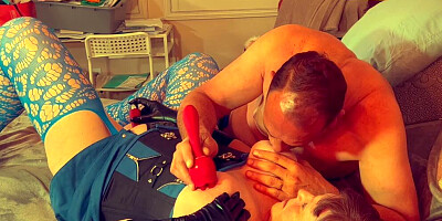 Warm That Naughty Sky Gilf Pussy Up