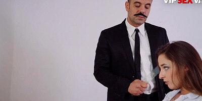 Naughty Amirah Adara wraps her cunt around dick in this video