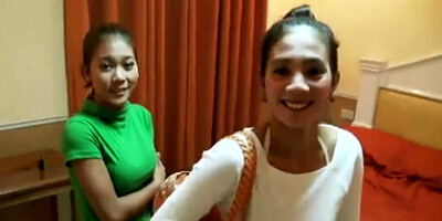 2 nice Filipinas with slurps boobs share