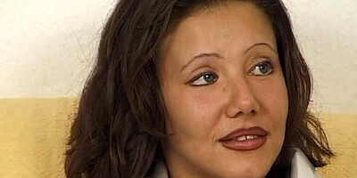 Horny girl and her stepmom are sharing a guy in threesome