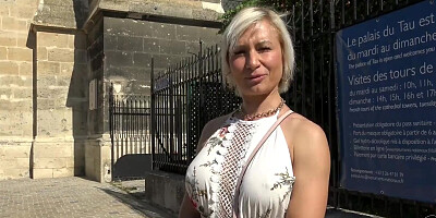 French 41 Years Old Kim Is A Super Sexy Milf Who Loves Sodomy. Rajshot - Mature Kim