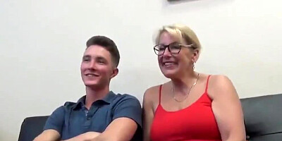 Taboo! Shameless Mature Stepmom Seduces her 18yo Virgin Stepson