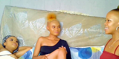 Amateur African lesbians Camira Electra and Eve B want to be eaten properly