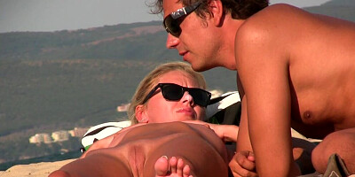 Pussy Close-Up Voyeur Amateurs Beach Video