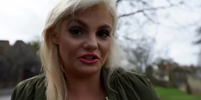 Mofos - UK Hottie Haggles with Pervert Starring Katy Jayne