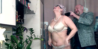 Tough Boss Makes Mature Secretary Masturbate With Vegetables! Do your job better, you lustful bitch!