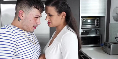 Penny Barber sucks stepson's cock and wraps her muff around it