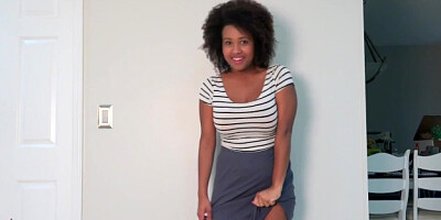 Curvy Black Chick Sexy Stripping