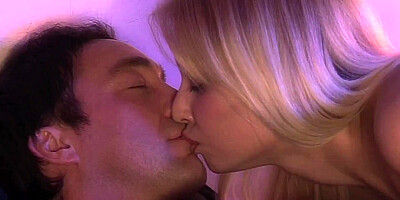 Lovely blonde chick is wrapping her spicy hole around partner's schlong