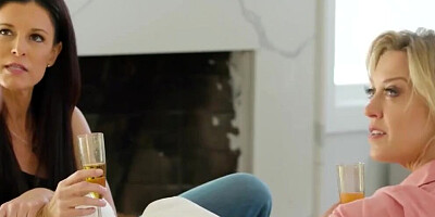 Stepmoms Conversation Turns Into A Scissoring 4-Way With Their Stepdaughters