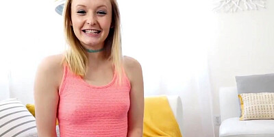 Lanna Carter brings joy to daddy when mommy doesn't give a fuck