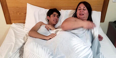 Stepmom Share bed with Stepson