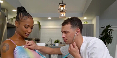 Perfect bobos of a black hottie seduce this kinky dude