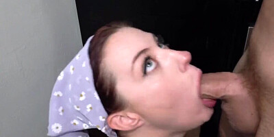 Jessica Ryan is wrapping her juicy hole around lucky stud's cock