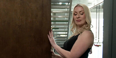 My Friends Hot Mom How To Finger Her Pussy