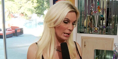 Big tits blonde MILF enjoys every inch of the big young schlong