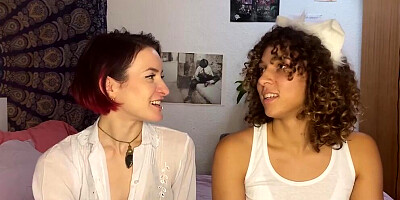 Ersties - Flora nimmt July hart ran in heißem BDSM-Spiel