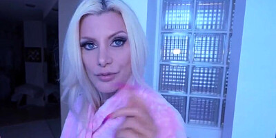 Stepmom Only Your Huge Tits Can Relieve Stress - Brittany Andrews