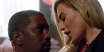 Deeper. Curvy sub Blake offers an eager Lindsay to her Dom