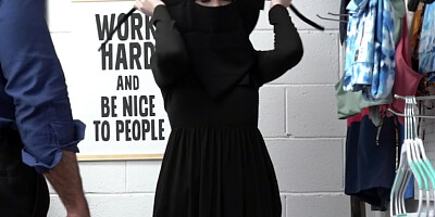 Shoplifting blonde will have to blow the cop for her freedom