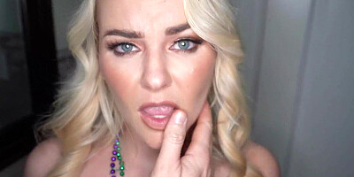 Ask Stranger To Wife A Creampie On St Paddys Day - Slimthick Vic