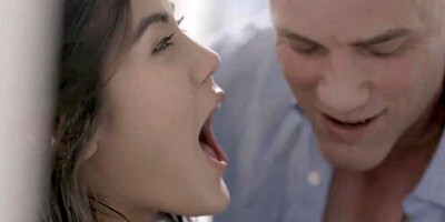 Derrick Pierce is shoving his cock deep down Kendra Spade's cherry