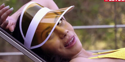 Astonishing brunettes Julia De Lucia and Ginebra Bellucci in lesbian sex video