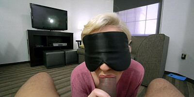 My blonde stepsis lets me touch her big tits n shaved pussy