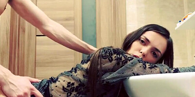 I Seduce my Step Brother and he Fills my Pussy with Cum