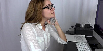 Skye Blue & Luna Lain in sexy secretary fantasy