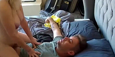 Nymphomaniac mom demands a firm cock first thing in the morning