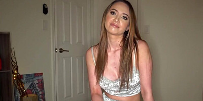 Slutty Step-Sister Quinn is Horny from Dick Pics