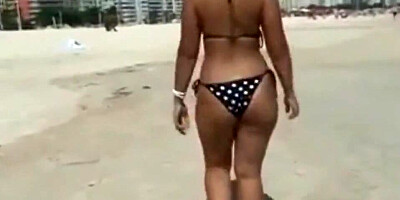 Brazilian cougar gets fucked and facialized by a guy she picked off the beach